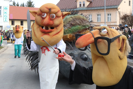 ZLATA POROKA PUSTNI KARNEVAL 45 FOTO LJUBO VUKELIČ